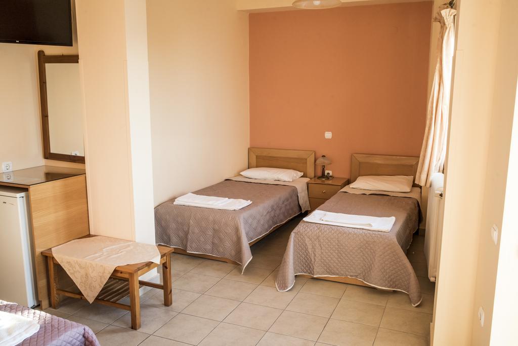 Zoumboulis Rooms Мітіліні Екстер'єр фото